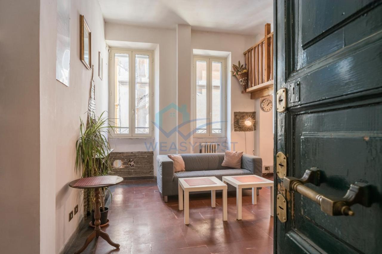 Warm Nest In The Old Building Of Piazza Navona Apartment Rome Exterior photo