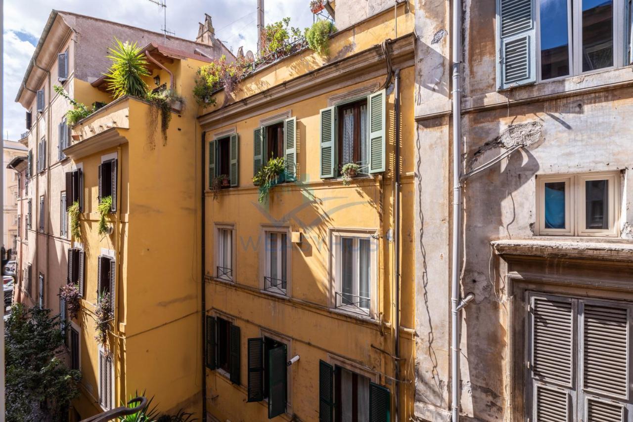 Warm Nest In The Old Building Of Piazza Navona Apartment Rome Exterior photo